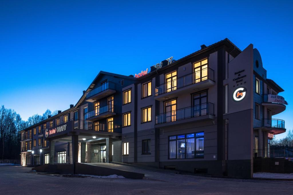 Hotel Grafit Kostomloty Pierwsze Ngoại thất bức ảnh